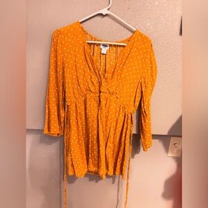 Old Navy Maternity Shirt